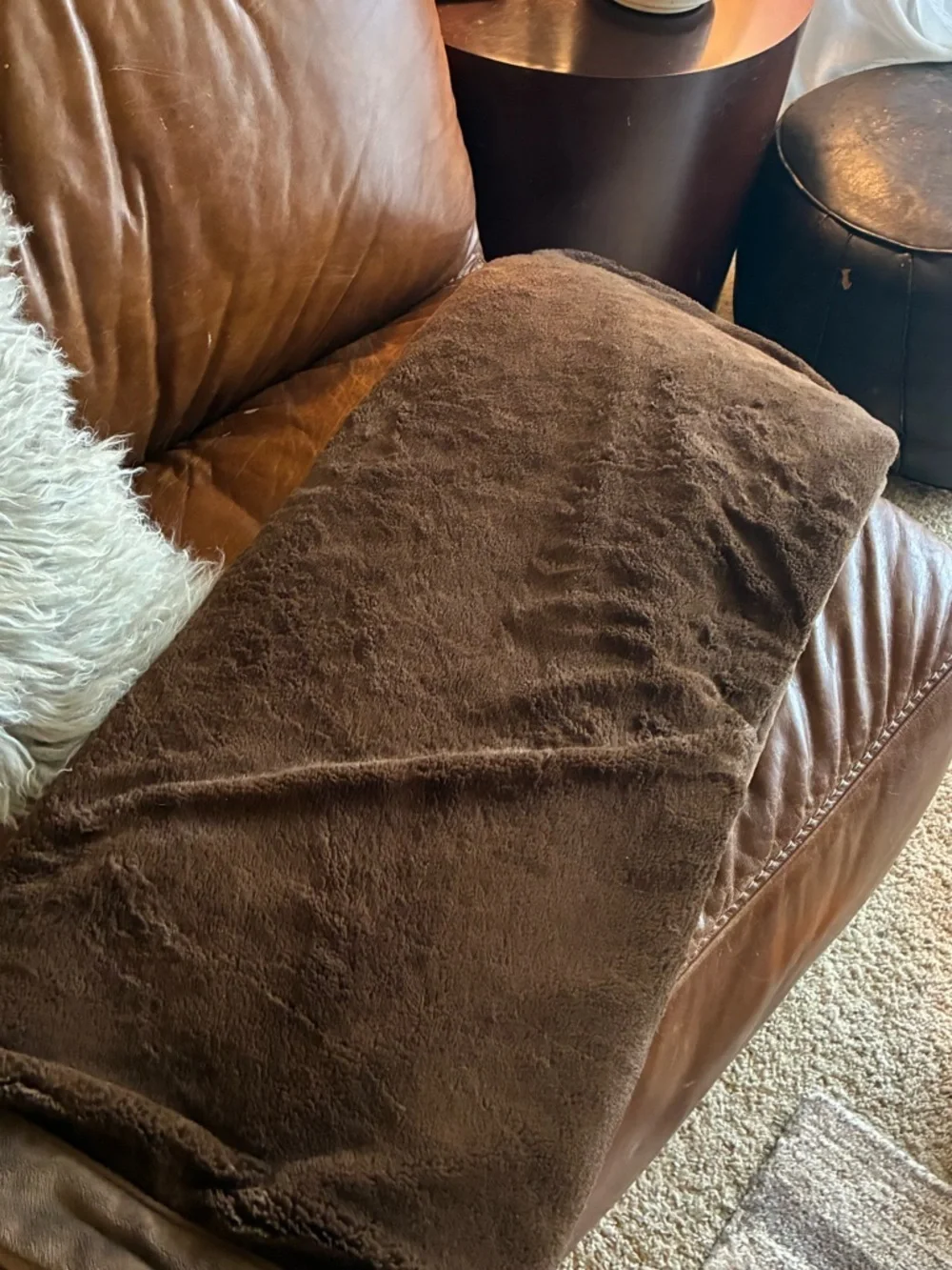 Restoration‎ Hardware reversible brown faux fur plush throw blanket 42x61